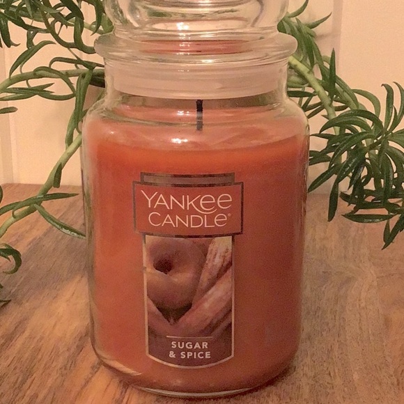 Yankee Candle Other - NEW LARGE YANKEE CANDLE SUGAR & SPICE
